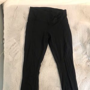 Black lululemon leggings